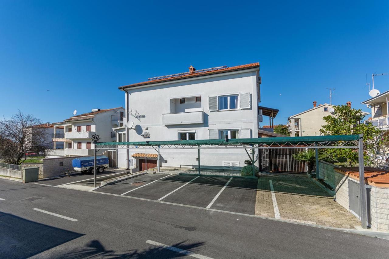 Apartments Villa-Passat Poreč Exterior foto